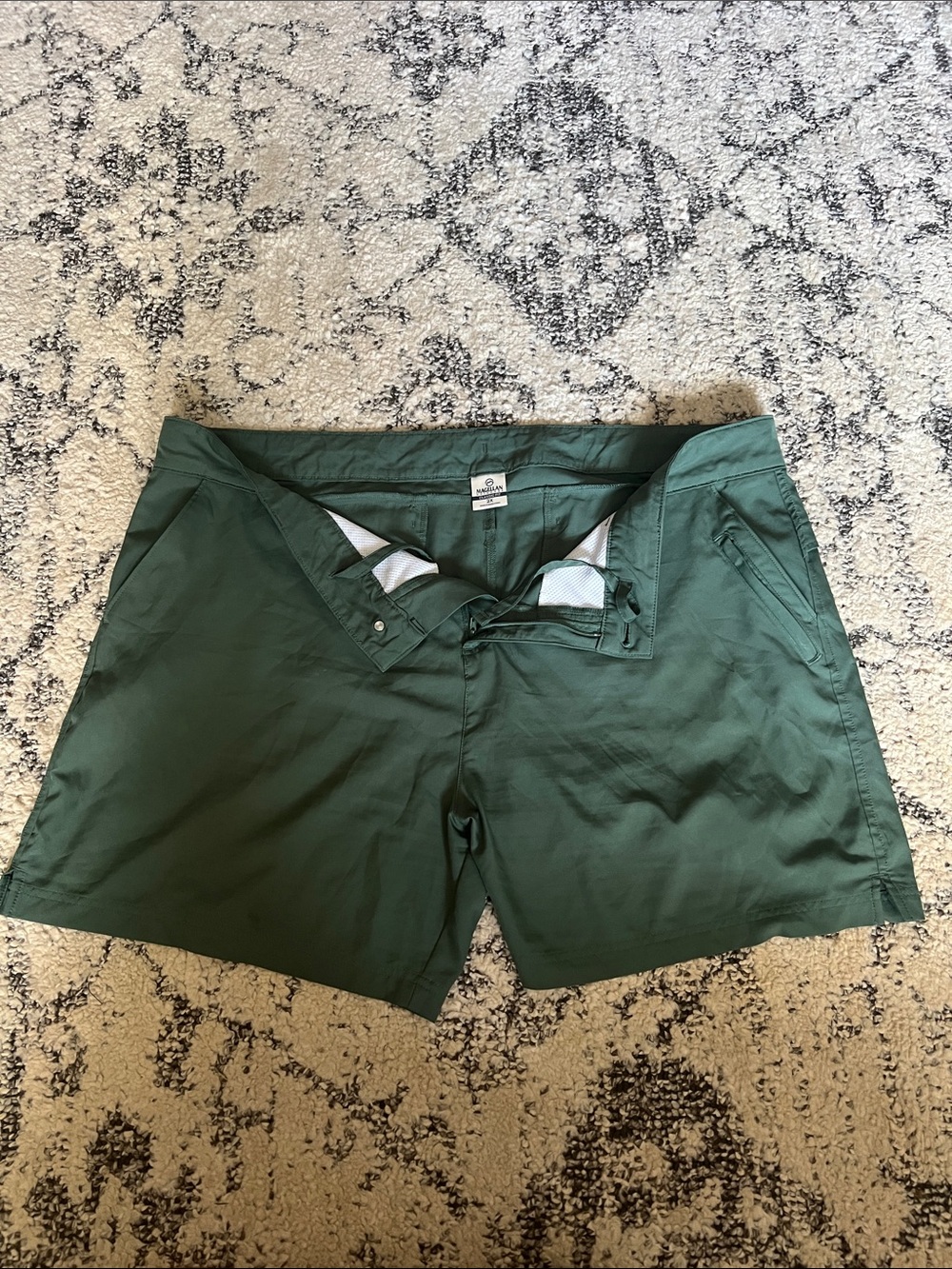 Magellan Outdoors Olive Green Women’s Bermuda Shorts